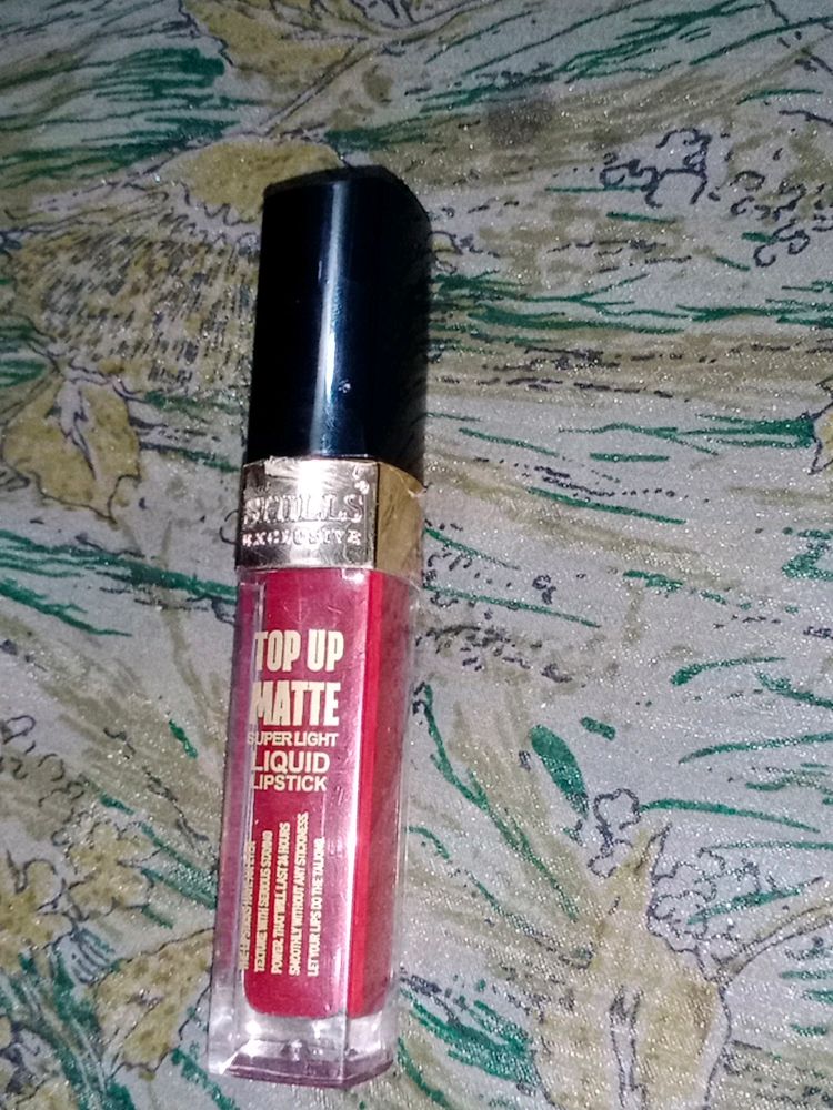 SHILLS EXCLUSIVE SUPER LIGHT LIQUID LIPSTICK