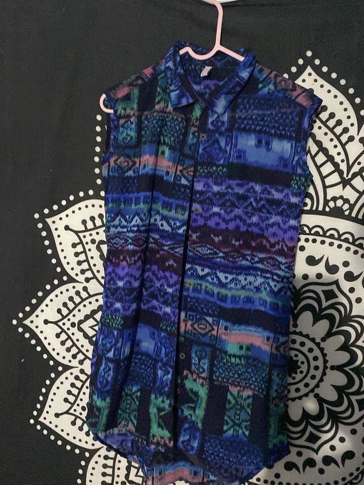 Vintage Patterned Sleeveless Blouse