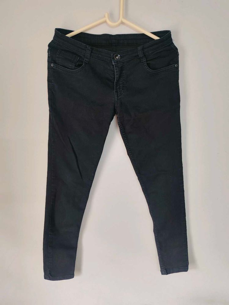 Black Jeans