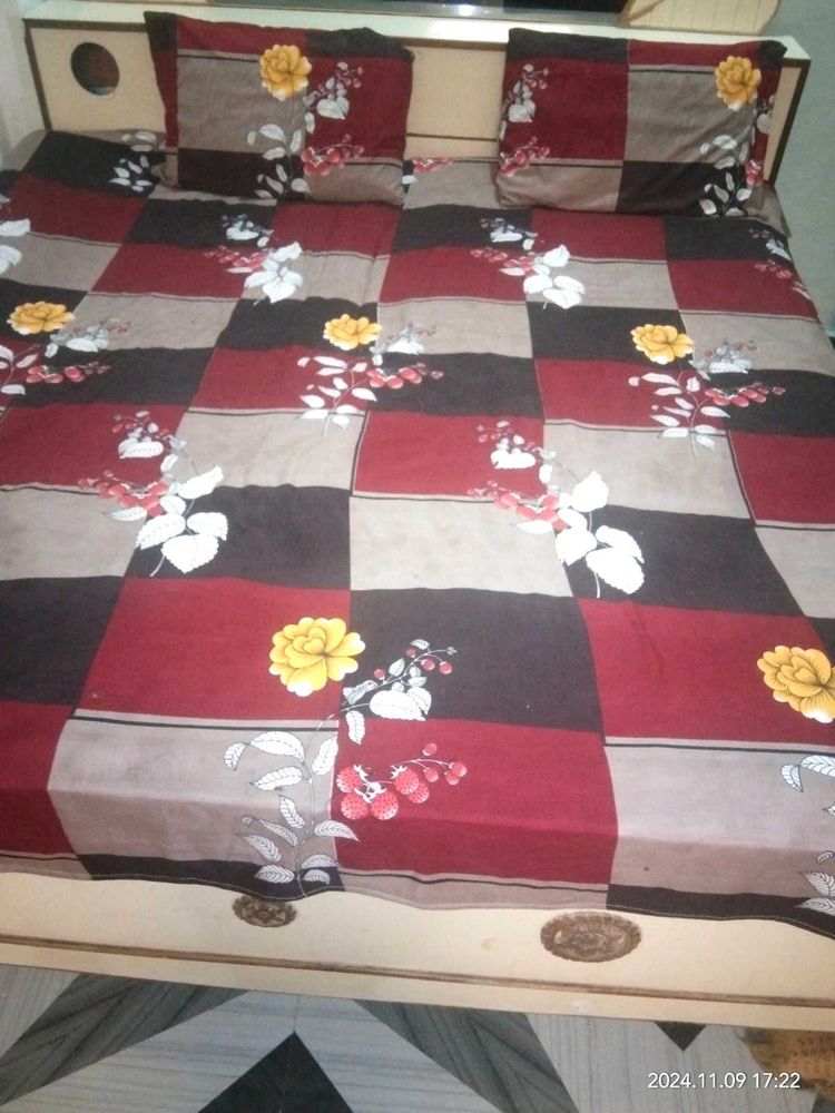 Floral Patchwork Bedding Set