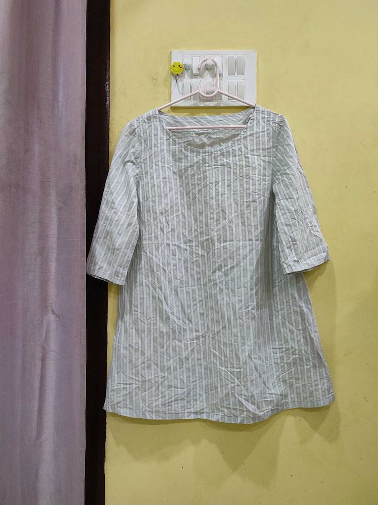 Striped V-Neck Top Length 30