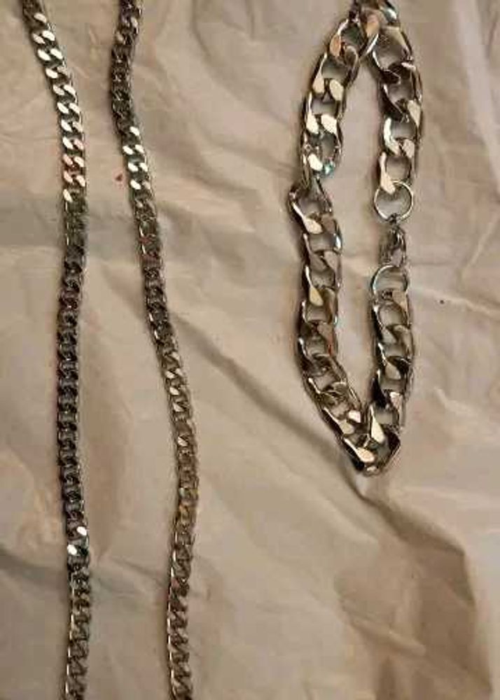 Silver Tone Chain Set