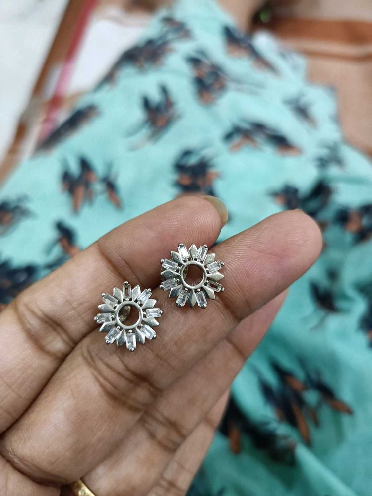Silver Flower Earrings