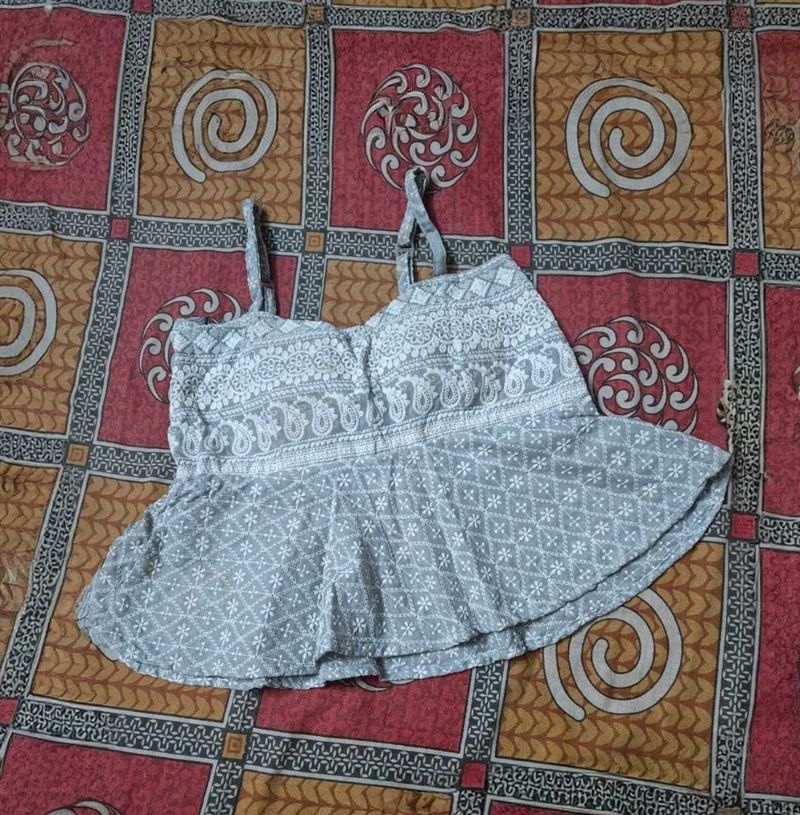 Cute White Patterned Top