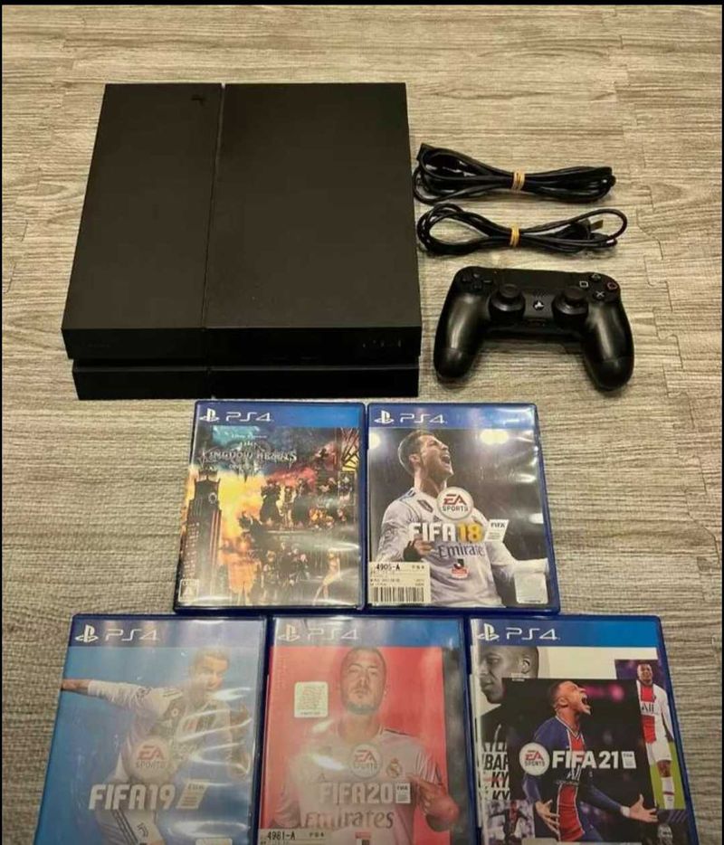 Ps4 With Games