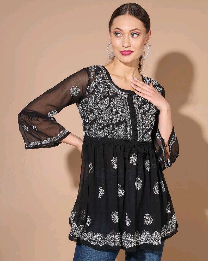 Black Embroidered Chikankari Kurti