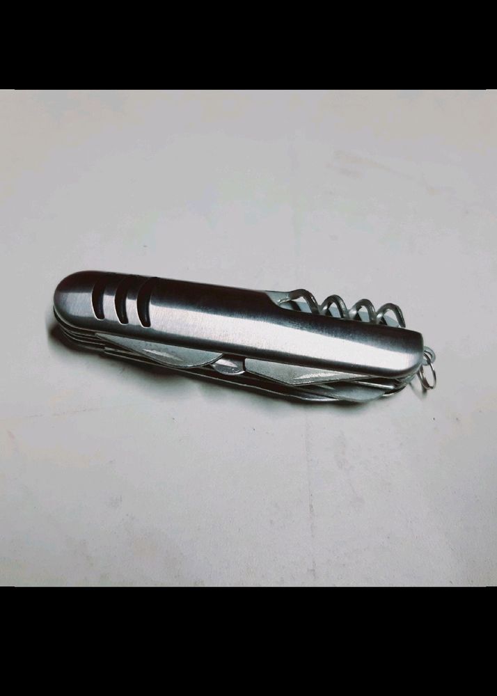 Multi Tool ( All In One Gadget )