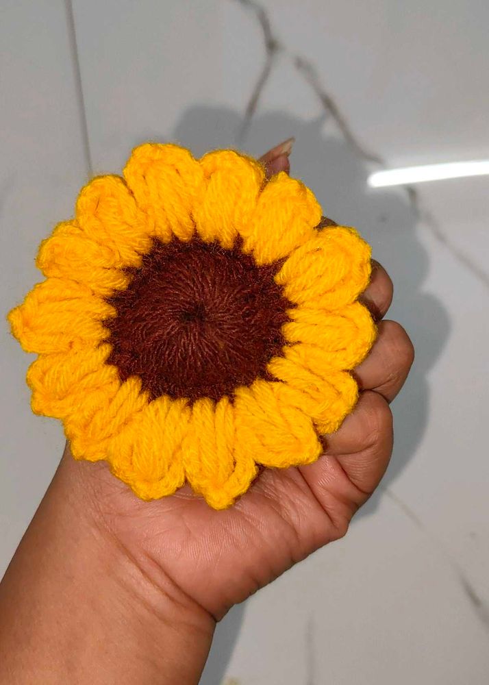 Sunbeam Bloom Hair Tie