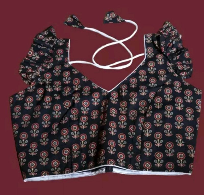 New Designer Blouse With Including Xtra Sleeves