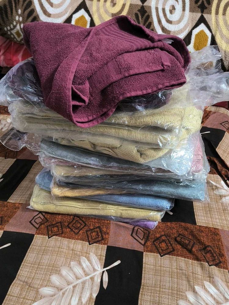 Assorted Towel  bath towe Cash Price 1=150 Rs