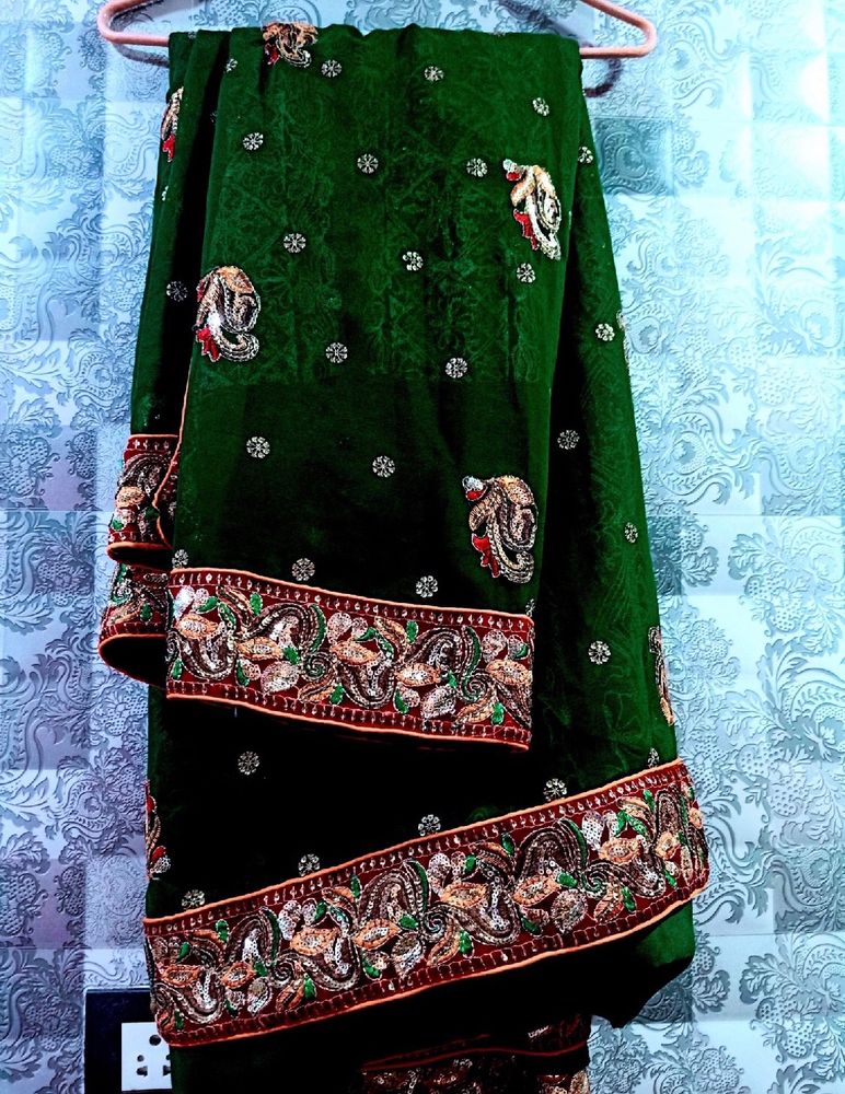 Heavy Embroidery luxury Saree😍🩵