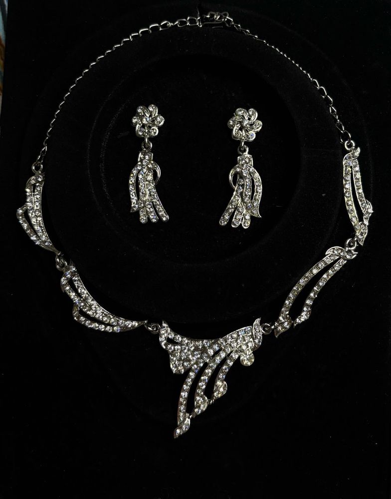 Elegant Jewellery Set