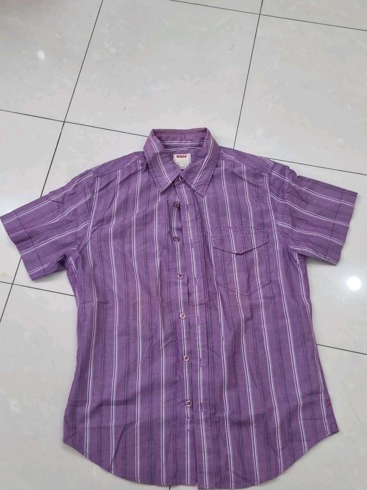 Levi&#39;s Purple Striped Shirt
