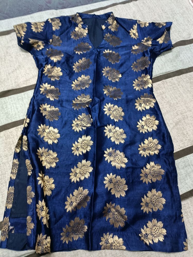 Dark Blue Foil Print Kurta