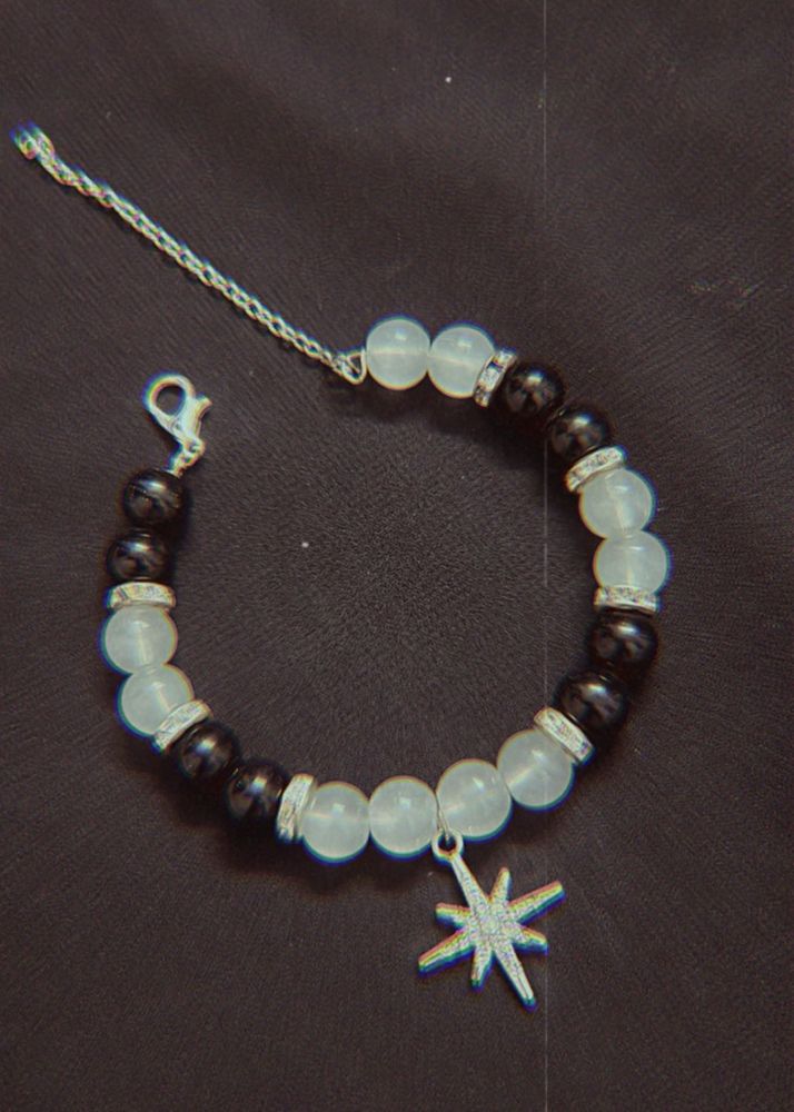 Bracelet..❤️‍🩹🫶🏻