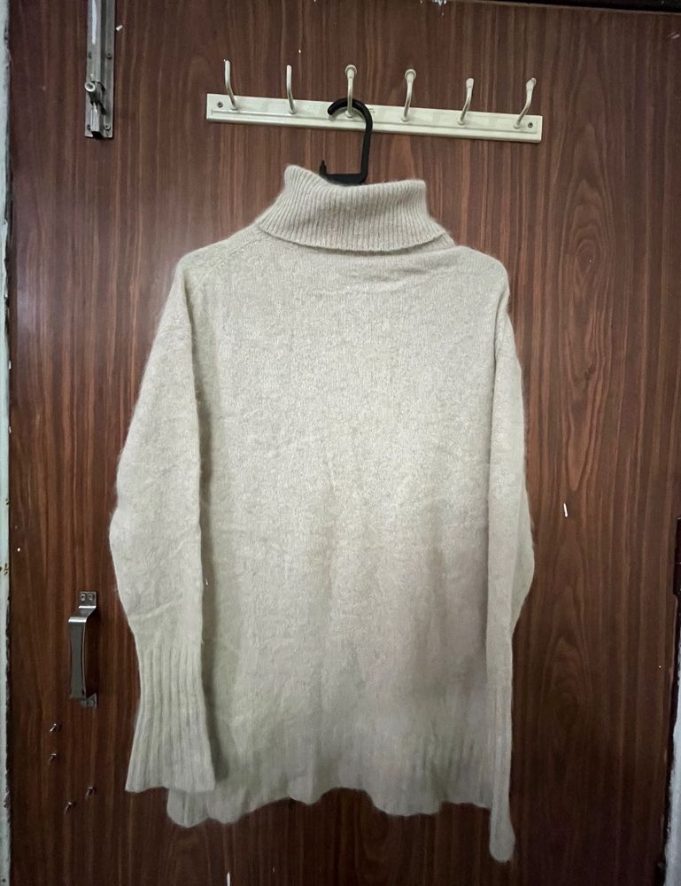 Wool High Neck