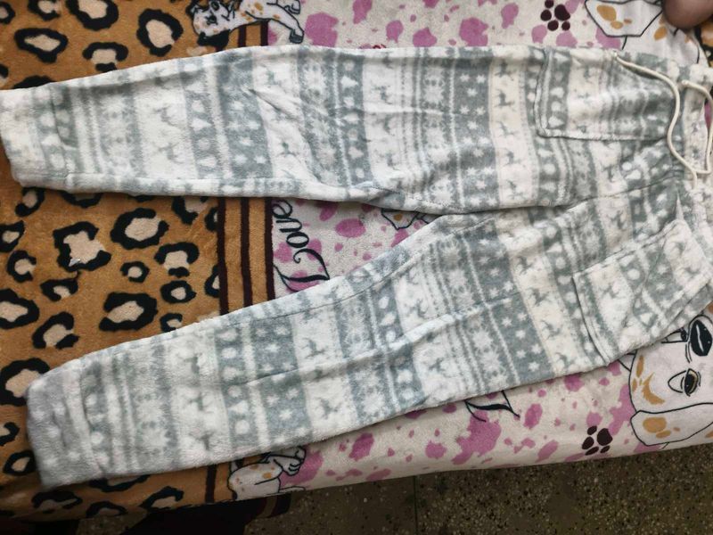 Cozy Fur Patterned Lounge Pants 32 waist