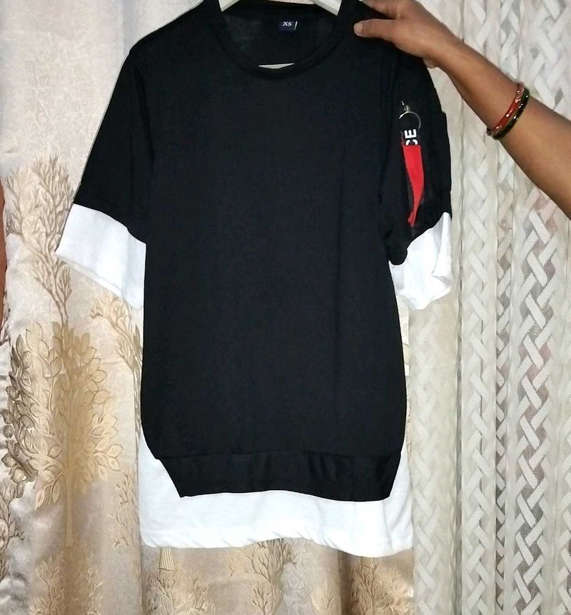 STYLISH TWO-TONE T-SHIRT