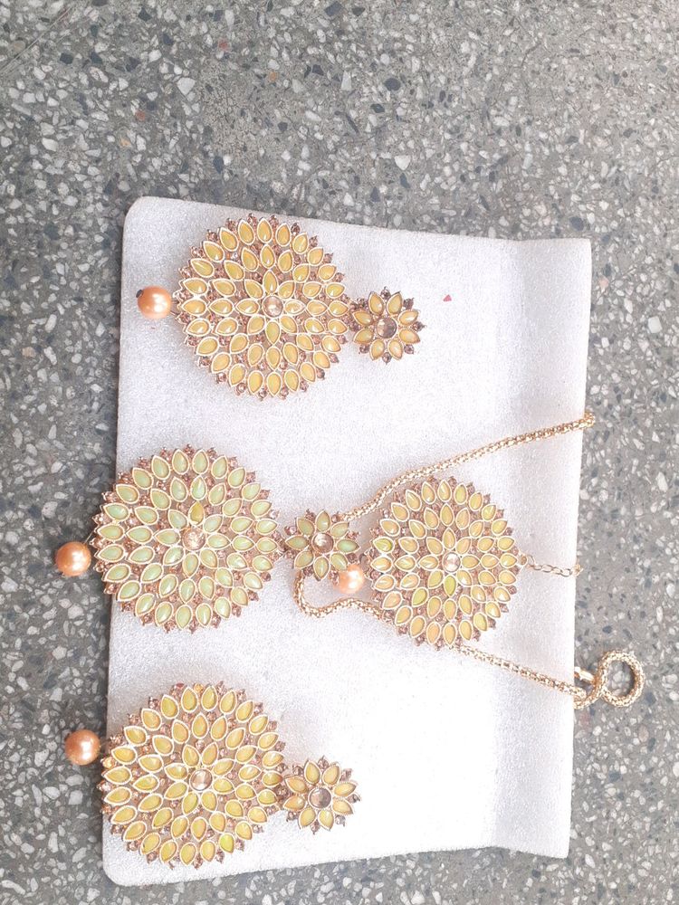 Elegant Pearl &amp; Stone Ethnic Jewelry Set