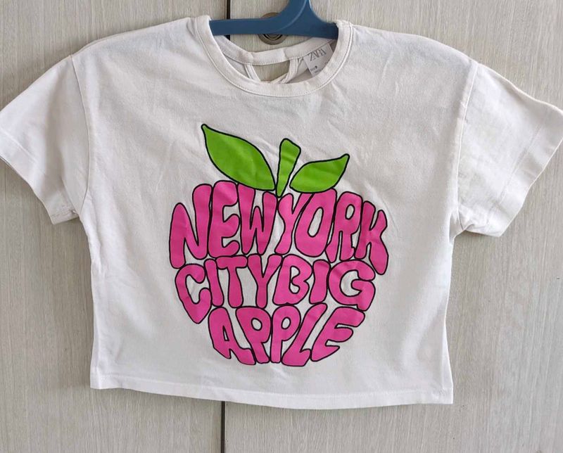 Zara White Short Top Size 9New york City Big Apple