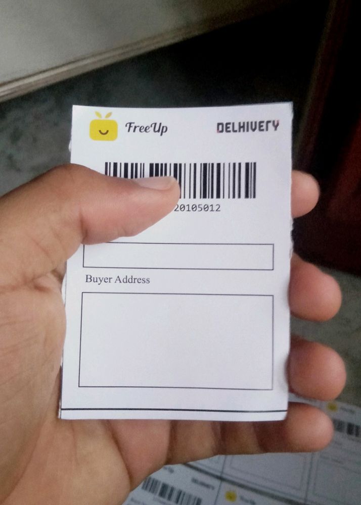 100 Shipping Labels ( Sticker)