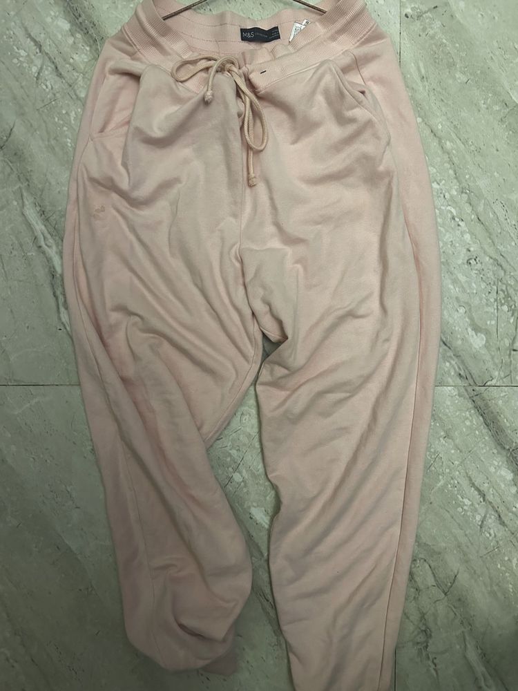Breathable Joggers With Exculsive Cotton