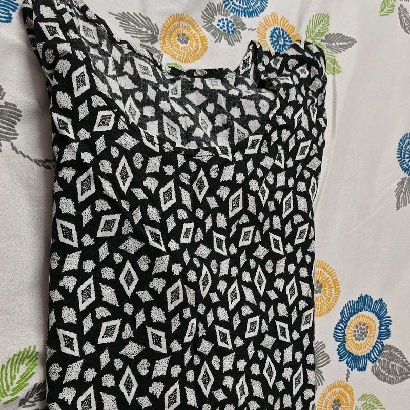 Black &amp; White Print Dress