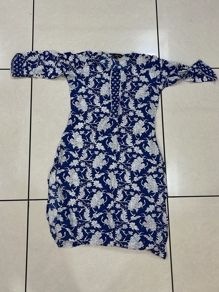 Floral Print Kurta pair