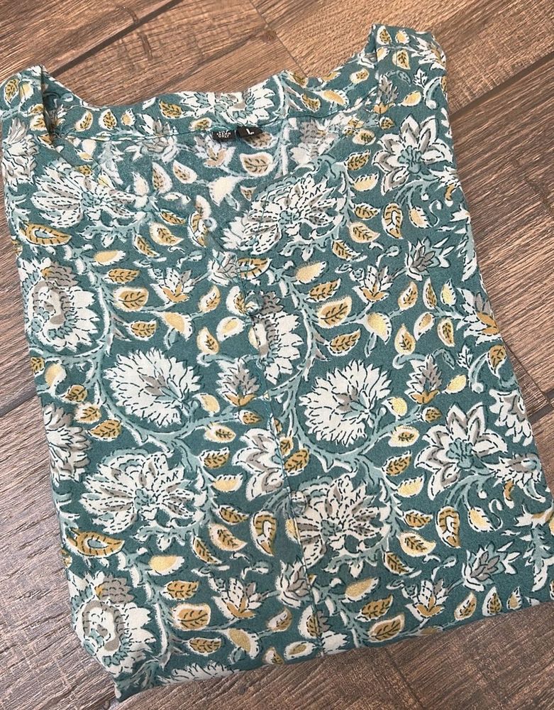 Floral Print Top (Size L)
