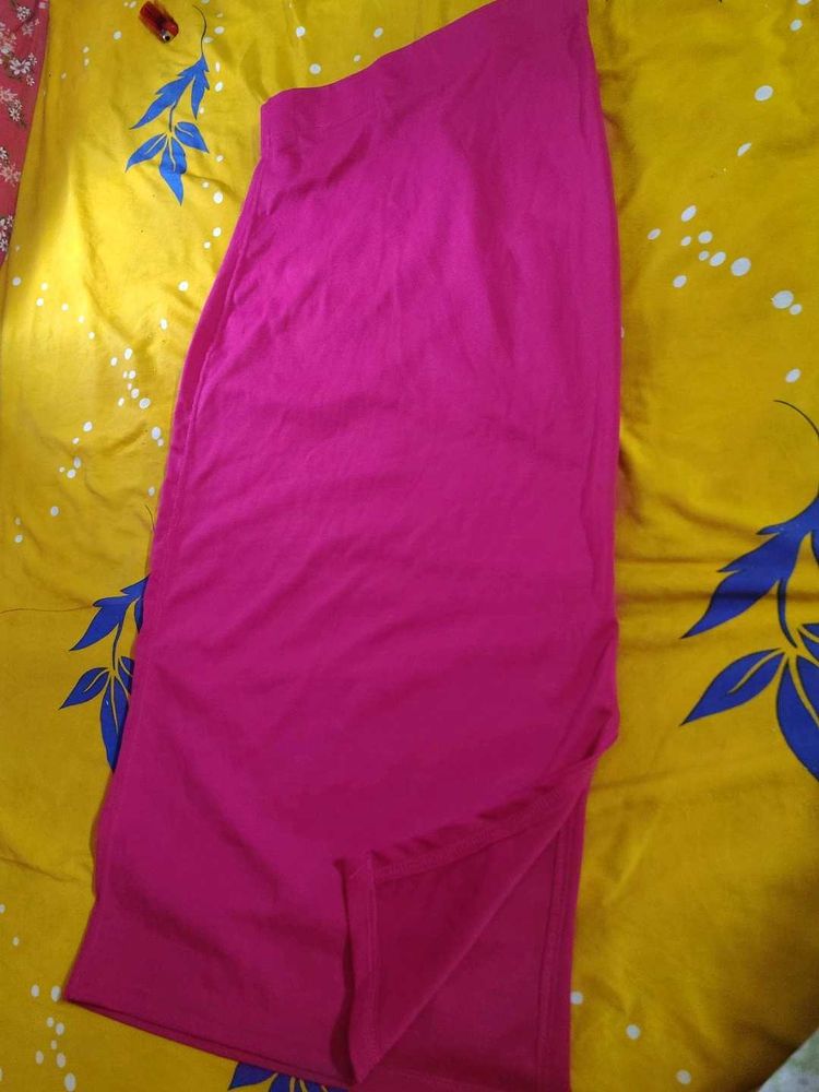 Pink slit midi skirt