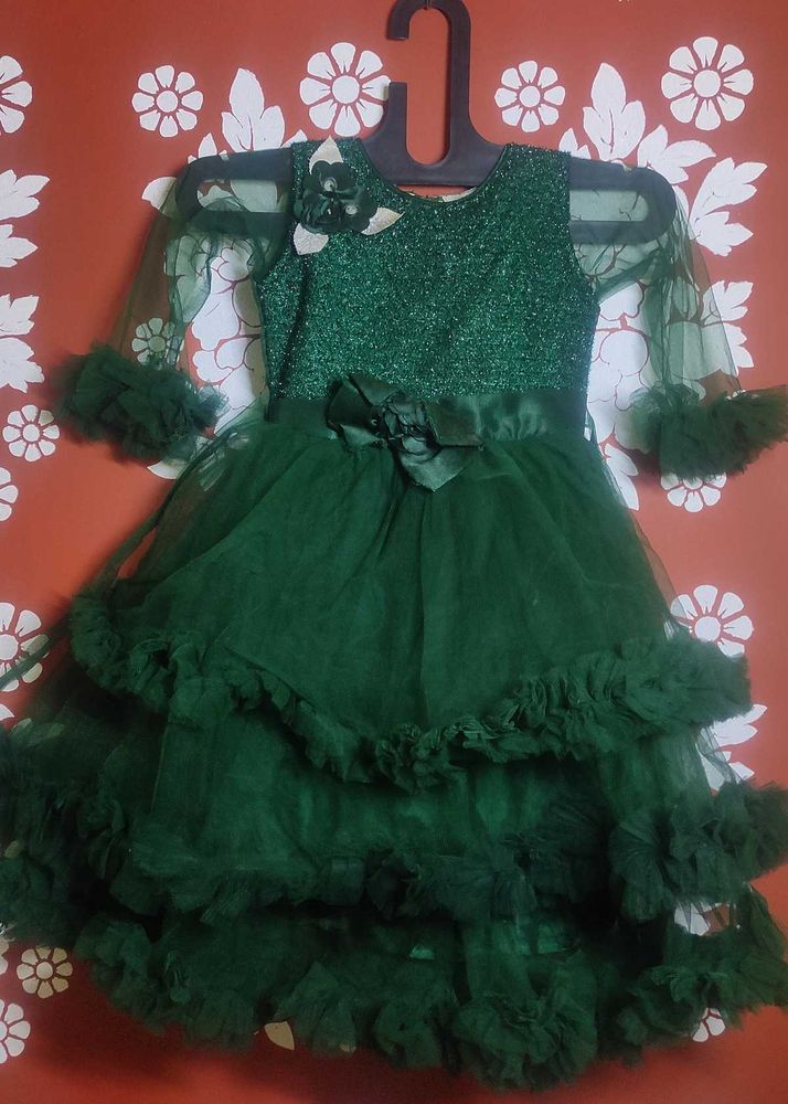 Elegant Green Party Dress