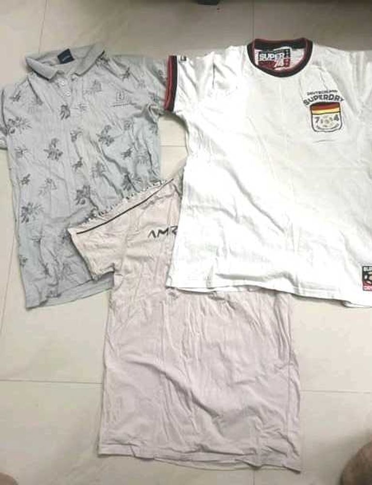 3 different colour pattern tshirts