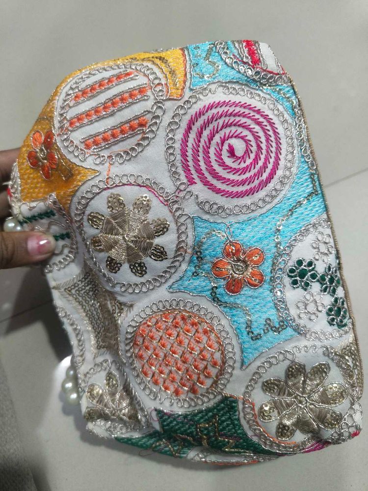 Embroidered heavy potli  👜👛👛