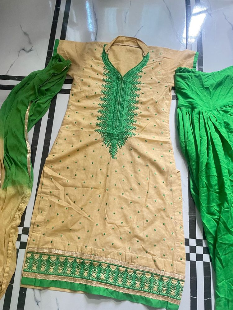 Patiyala Suit