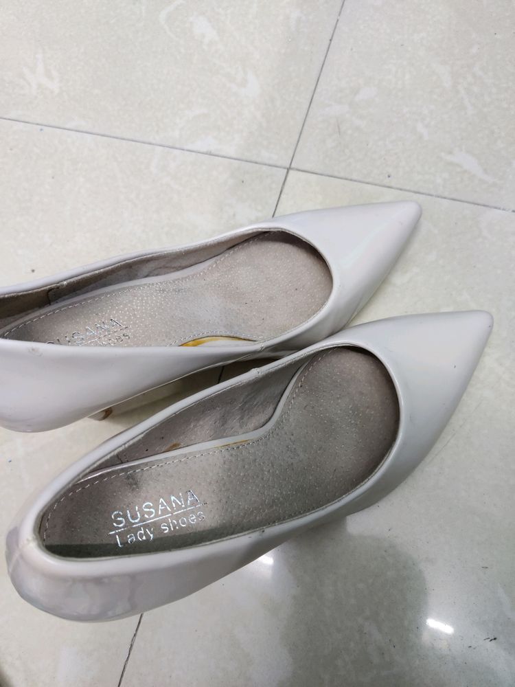 Girl Boss Beige Heeled Sandals