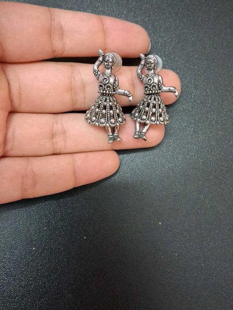 Dancing Girls Earrings