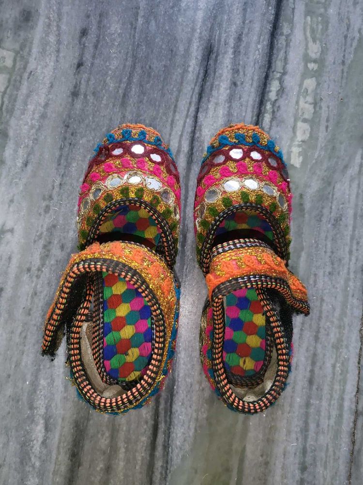 Mirrorwork Jutti Flats
