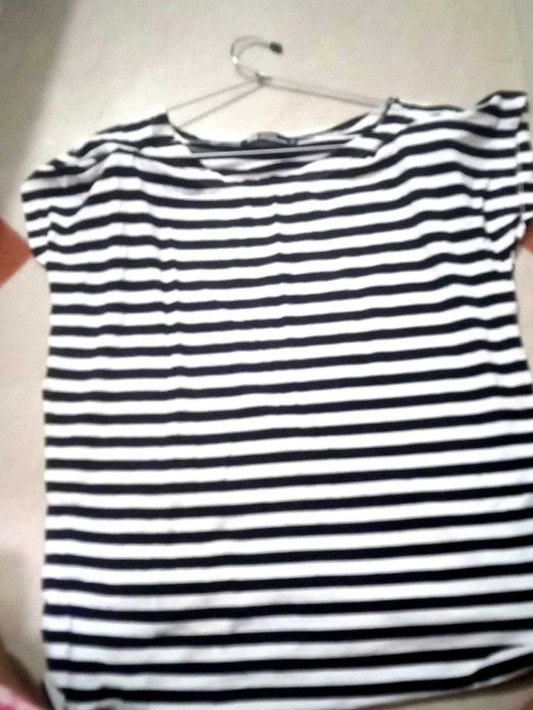 Striped Short Sleeve T-Shirt