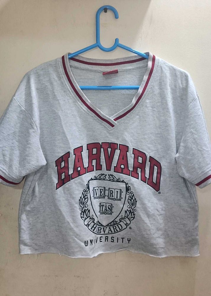 Harvard tshirt!