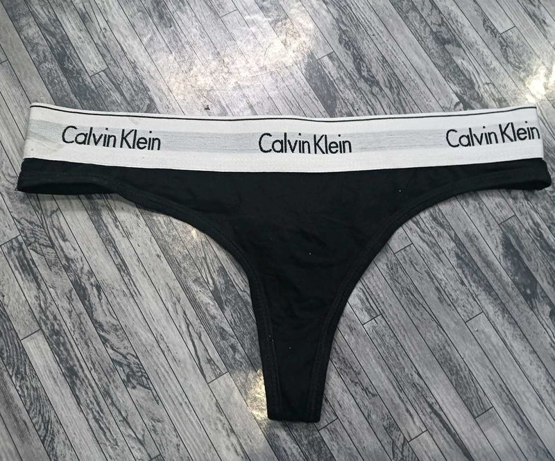 Calvin Klein 🧡