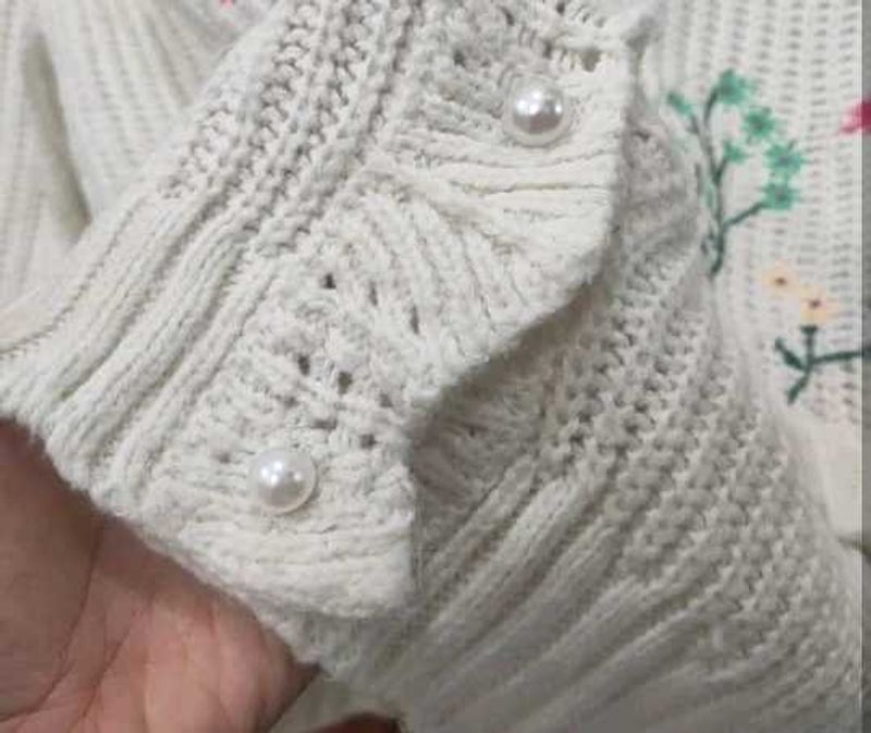 Floral Embroidered Knit Cardigan