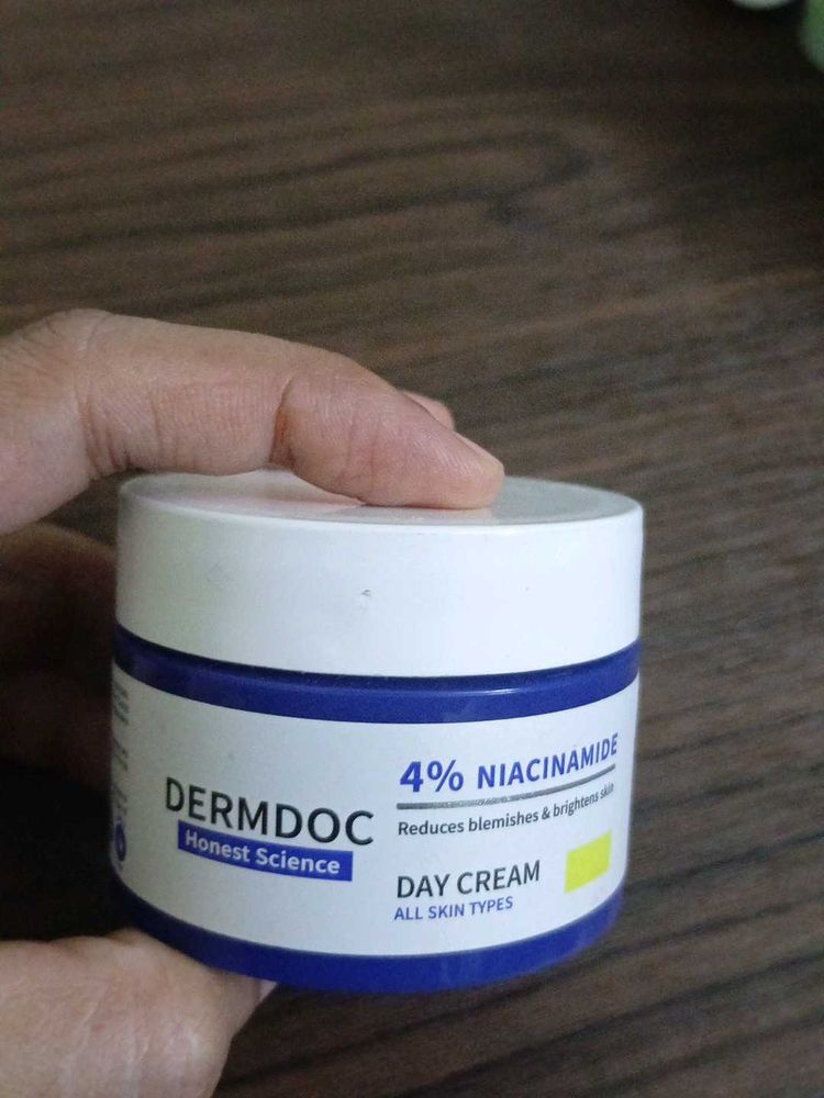 DERMDOC 4% Niacinamide Day Cream