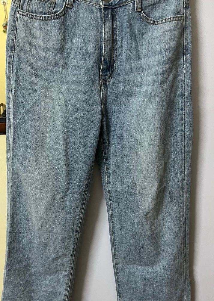 Light Wash Denim Jeans