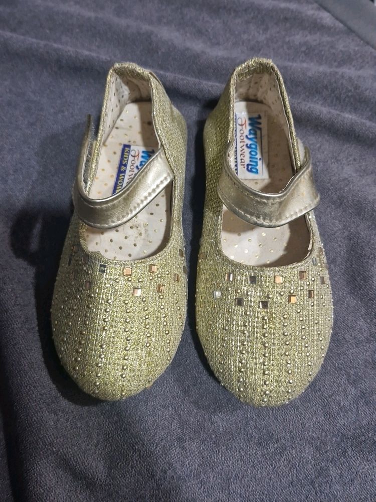 Gold Glitter Mary Ballies Shoe