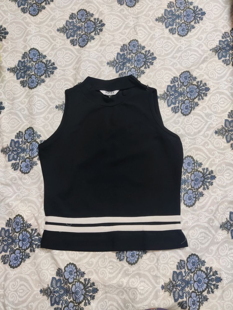 Set Of 3 Black Tops