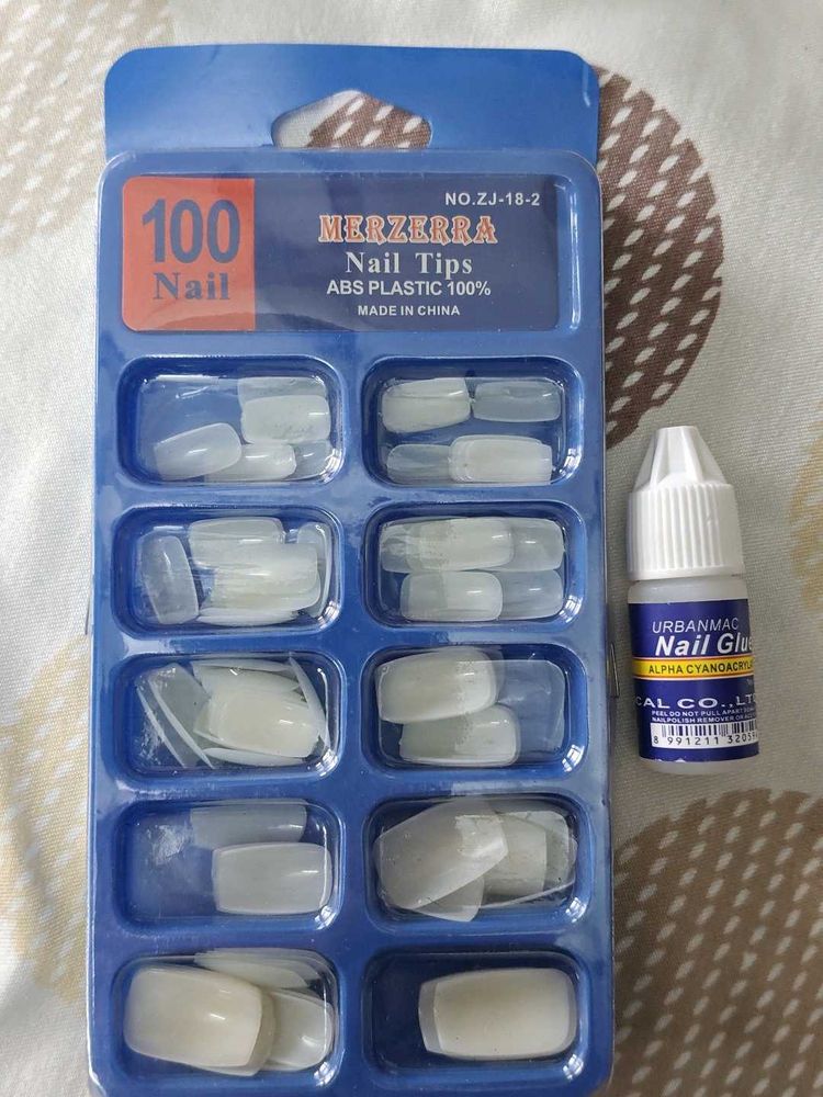 100 Nail Tips + Glue
