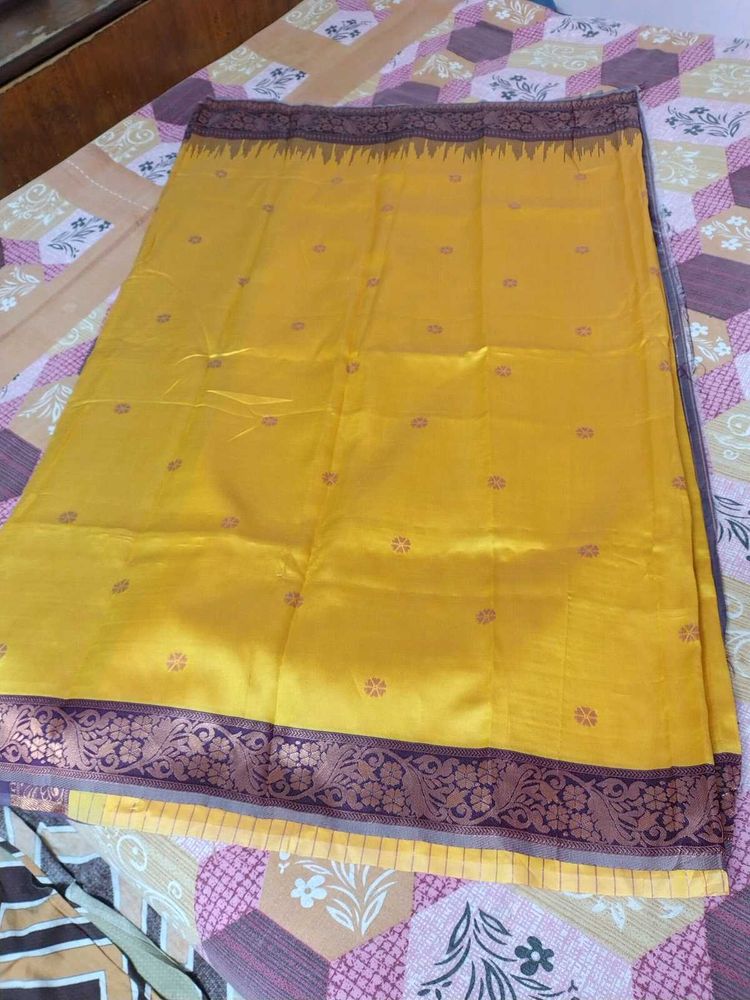 new unused Yellow  Saree with blouse pc