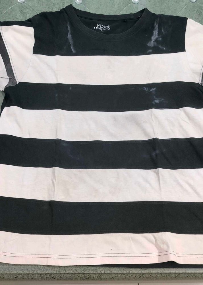 Striped Tee - Casual Comfort