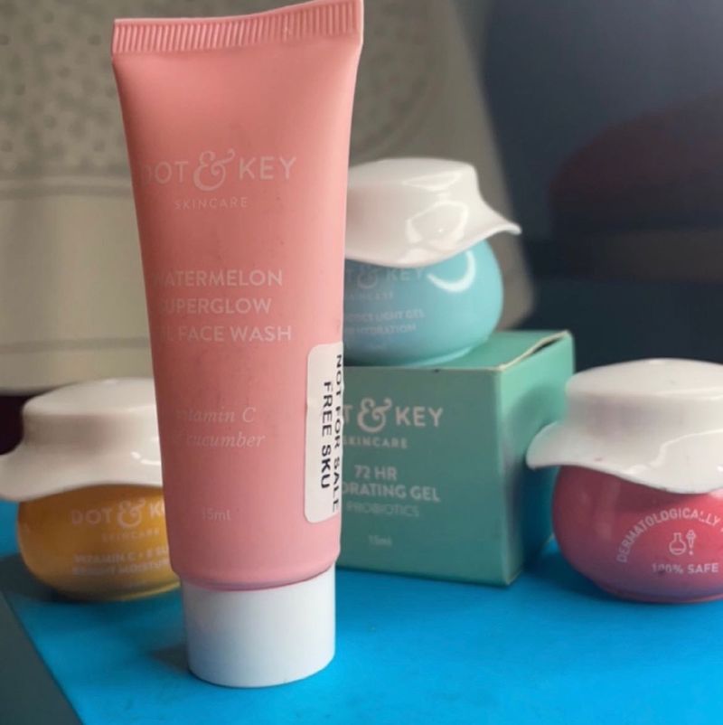 Dot N Key Skincare Kit