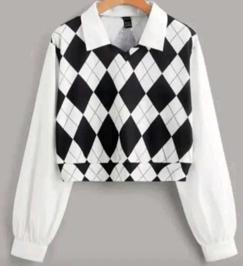 Stylish Argyle Crop Top